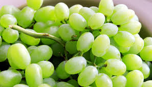 GREEN GRAPES (500GM)